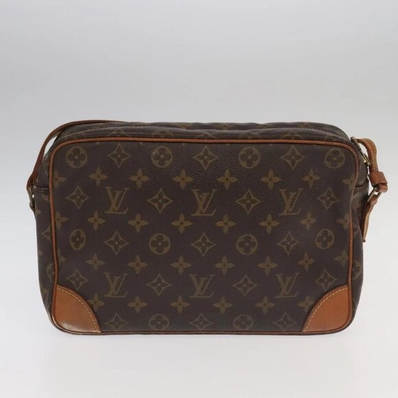 LOUIS VUITTON Monogram Trocadero 30 Shoulder Bag - Picture 3 of 16